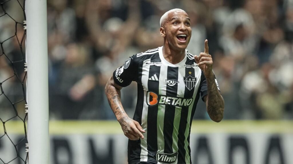 Fortaleza encaminha contratação de Deyverson, do Atlético-MG