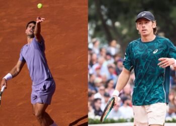 Alcaraz e Minaur: Horário e Onde Assistir Quartas ATP Barcelona 31 Dois tenistas em quadra de saibro; um em ação de saque, outro caminhando, com raquetes e roupas esportivas.