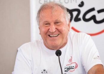 Ex-Flamengo: 'Novo Zico' afirma ser mais inteligente que CR7 38 CNN Brasil