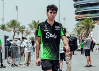 Gabriel Bortoleto critica Sauber: "Carro inguiável" após GP do Bahrein 31 CNN Brasil