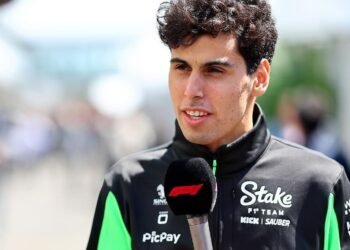 Gabriel Bortoleto lamenta desempenho da Sauber: "É frustrante" 34 CNN Brasil