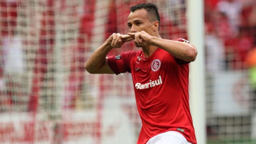 Leandro Damião anuncia aposentadoria aos 35 anos: 'Fui um vencedor'