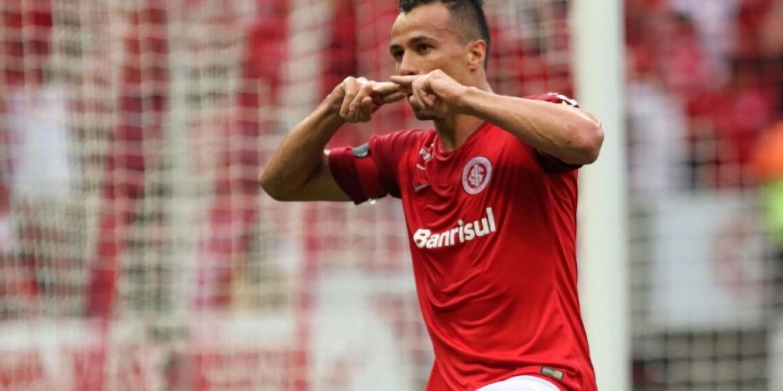 Leandro Damião anuncia aposentadoria aos 35 anos: 'Fui um vencedor'