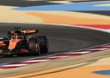 McLaren Brilha no GP do Bahrein com Dobradinha no FP3 37 CNN Brasil
