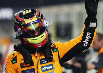 Piastri brilha e garante pole no GP do Bahrein; Bortoleto em 18º 36 CNN Brasil