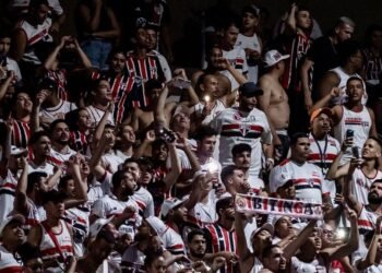 São Paulo pede proibição de sinalizadores na Libertadores 40 CNN Brasil