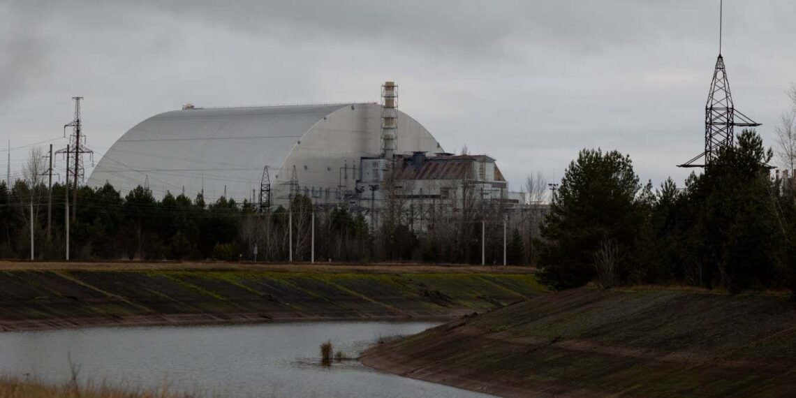 Chernobyl: sistemas de resfriamento sem energia, risco de derretimento é baixo 31 Chernobyl cooling systems have lost power but meltdown risk is low