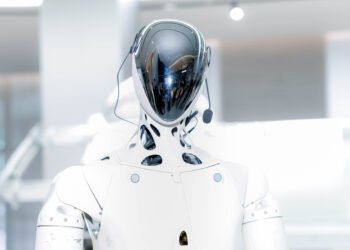 HSBC Maintains XPeng Buy Rating Despite Slight Price Target Cut