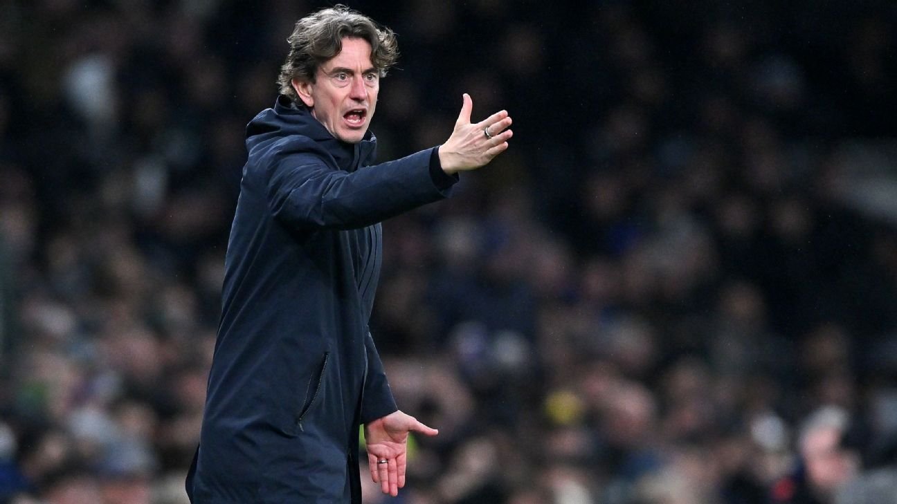 Técnico do Tottenham responde reclamação de campeão do mundo com a Argentina após derrota e expõe 'climão': 'Não teria feito isso'