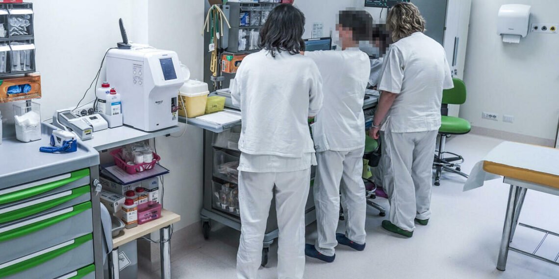 Sanità privata e Rsa scatta lo stato di agitazione del personale delle strutture