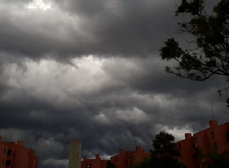 Imagem Previsão Brasil (05/02): chuva forte, risco de temporais e calor intenso pelo país