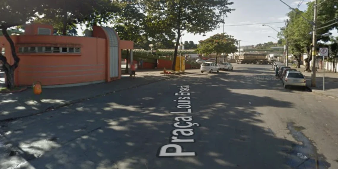 Homem é morto a tiros enquanto comia lanche em trailer, em Contagem